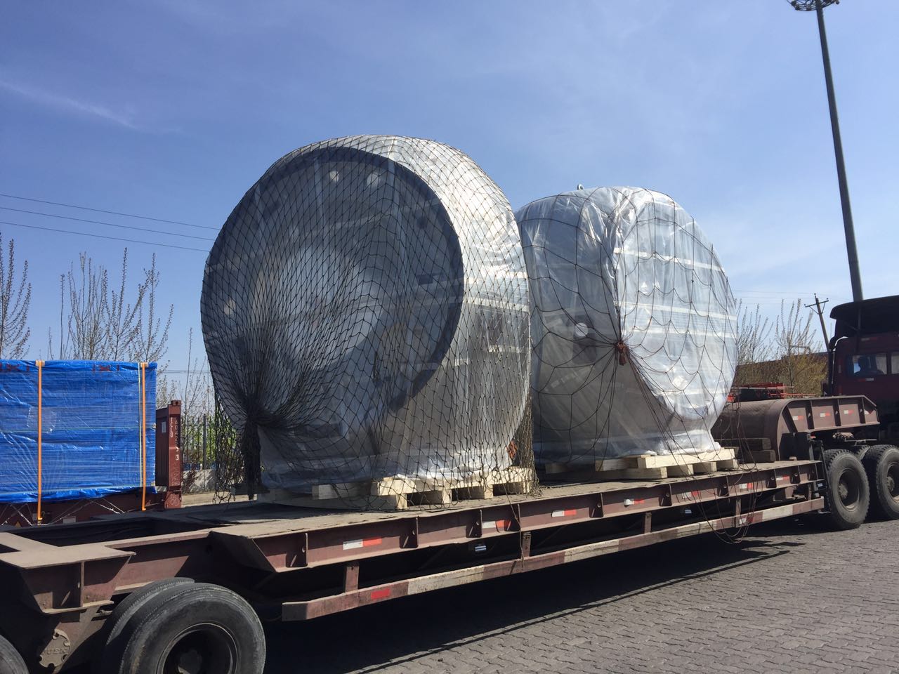 大連瑞橋金德物流集團承接大連華銳重工鑄業有限公司出口印度INOX項目風電產品業務